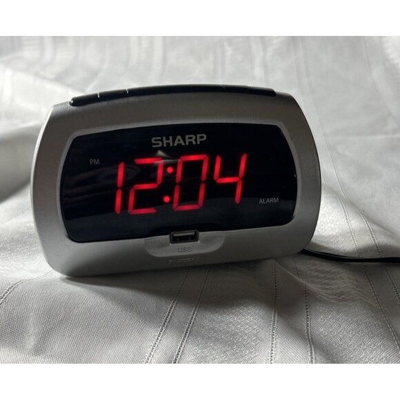 Sharp digital Alarm Clock With USB Port Model # SPC185 Gray - Picture 1 of 3